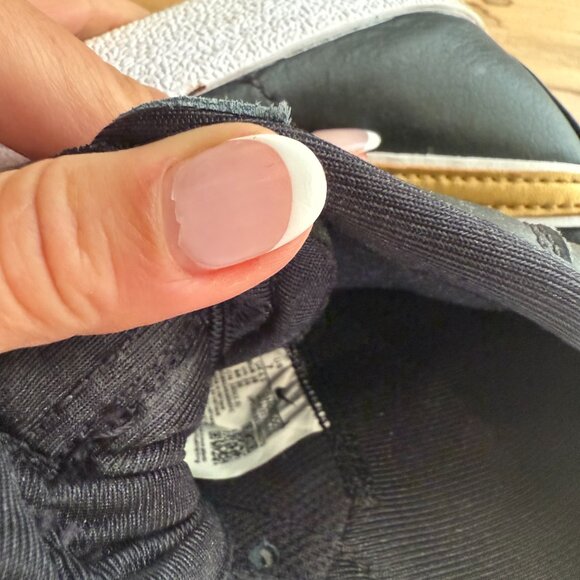 Nike Blazer Mid '77 Black & Gold – Women’s Size 7 - Picture 4 of 4